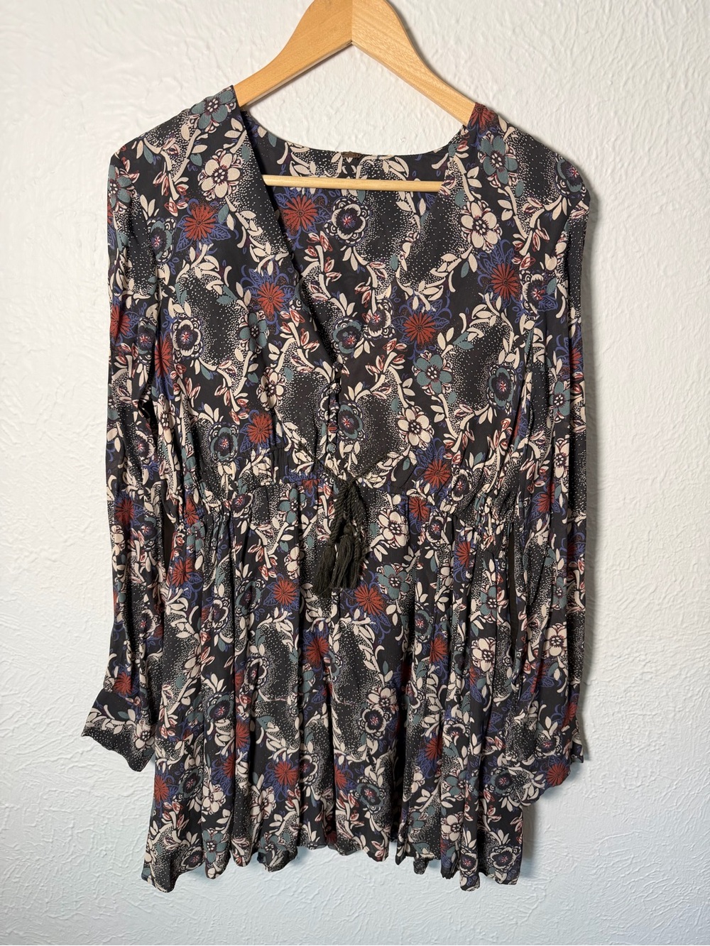 Free People Medium Floral Mini Dress Boho Bell Sleeve Peasant Tassel Waist Lined